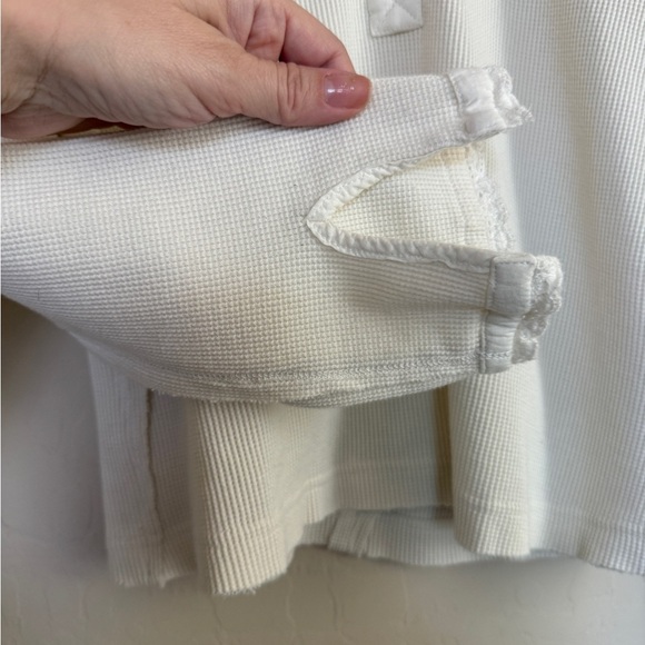 We The Free People Cream Long Sleeve Waffle Henley Top Eyelet Lace Trim Detail M - Picture 3 of 7